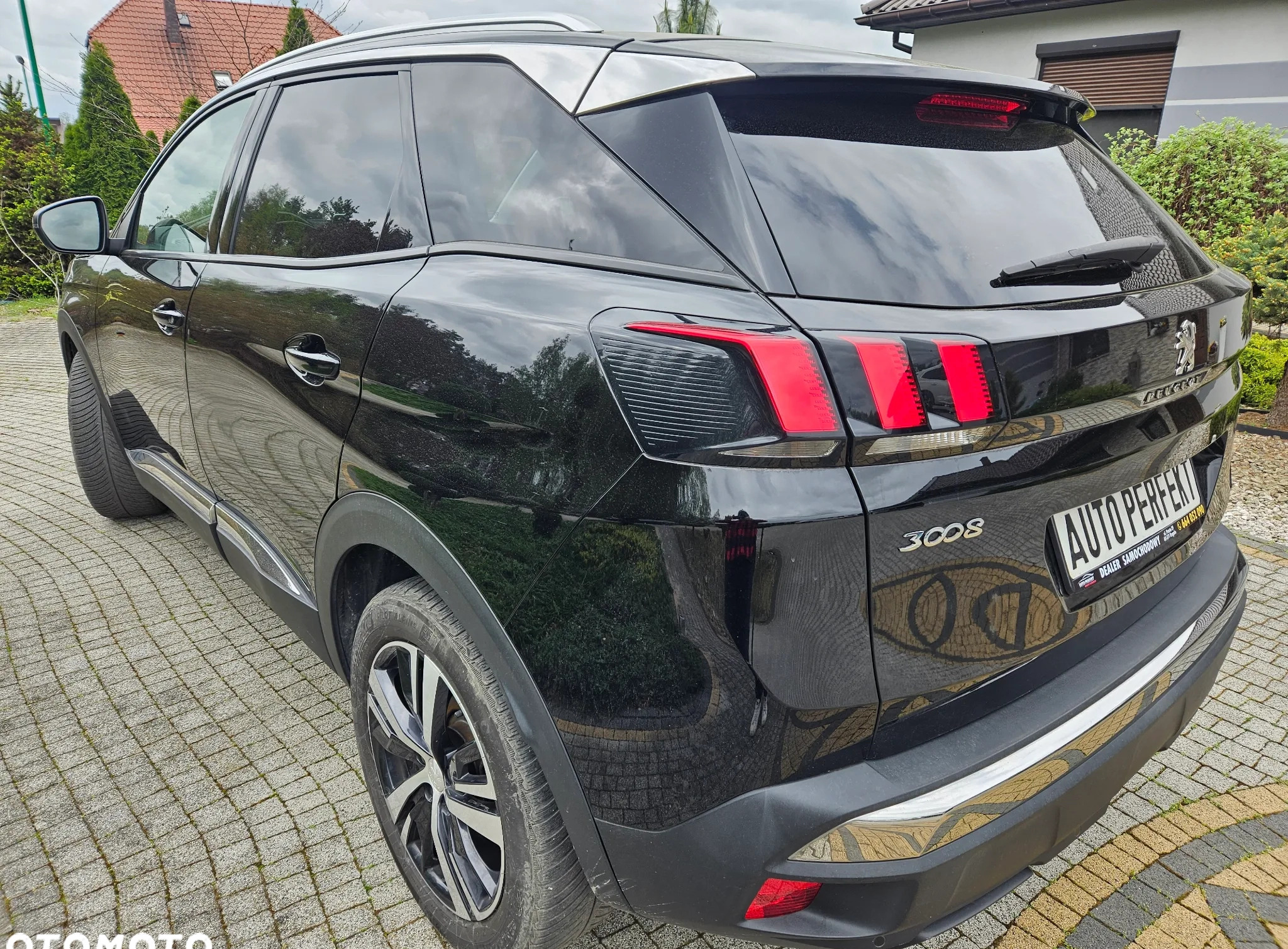 Peugeot 3008 cena 74900 przebieg: 69000, rok produkcji 2019 z Mosina małe 211